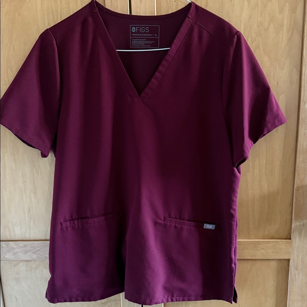 Figs Women's Short Sleeve ScrubTop in Deep Burgundy